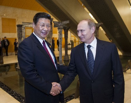 國家主席習近平7日在印尼峇里島會見俄羅斯總統普京