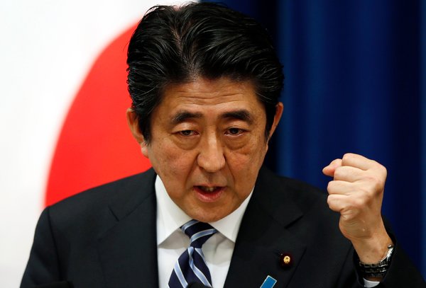日本首相安倍晉三表示，更強大的軍力能使日本為區域安全作出貢獻。