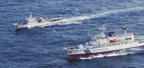 日本方面屢次出動巡視船隻堵截破壞中國民間人士保釣活動